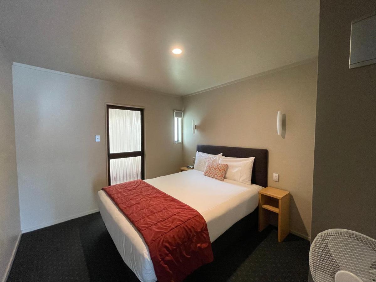 פלמרסטון נורת' Bentleys Motor Inn מראה חיצוני תמונה
