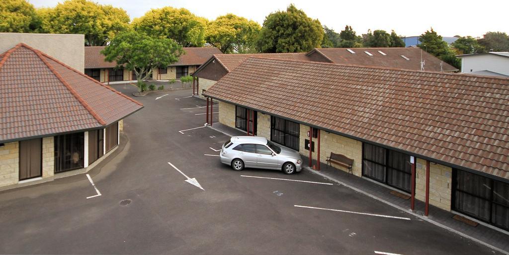 פלמרסטון נורת' Bentleys Motor Inn מראה חיצוני תמונה